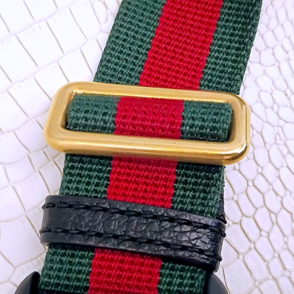 EXTREMELY RARE XXL Gucci Black Gucci Printed Bum Bag Crossbody Italian Calfskin. - Picture 8 of 16